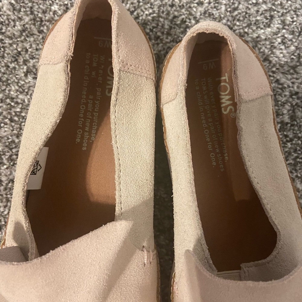 Toms slip on blush color size 9 sunset suede - Picture 2 of 10